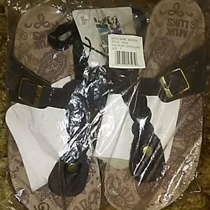 Nwt muk luk sandals